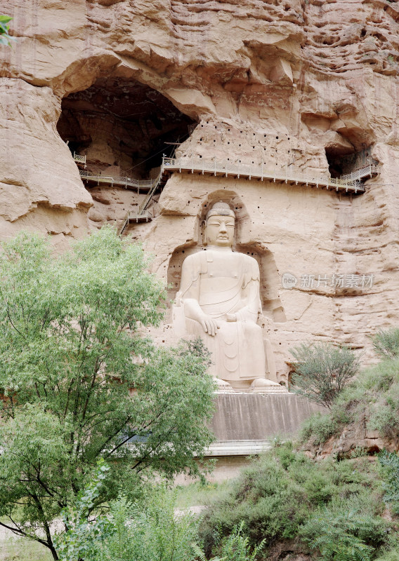 炳灵寺石雕佛像