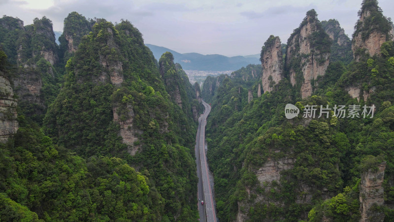 航拍大山峡谷森林自然风光