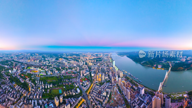 城市黄昏航拍全景