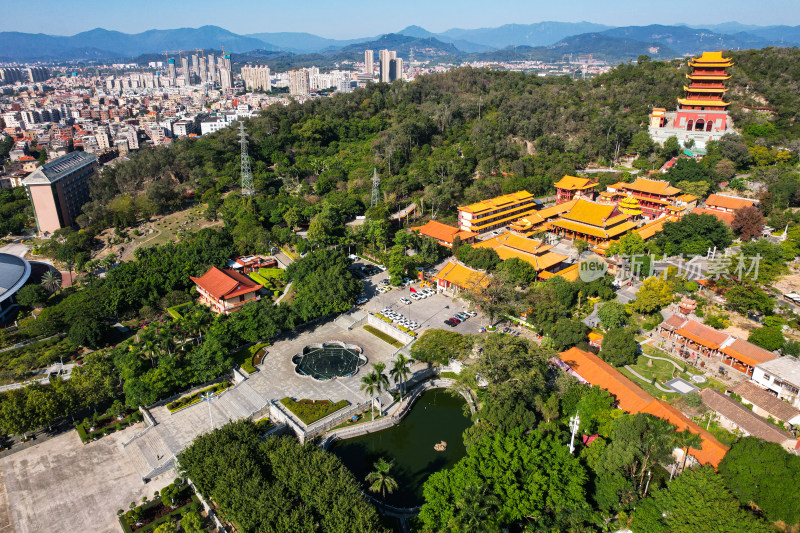 航拍厦门梵天寺建筑景观