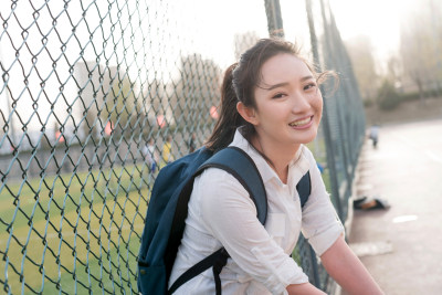 青年女大学生