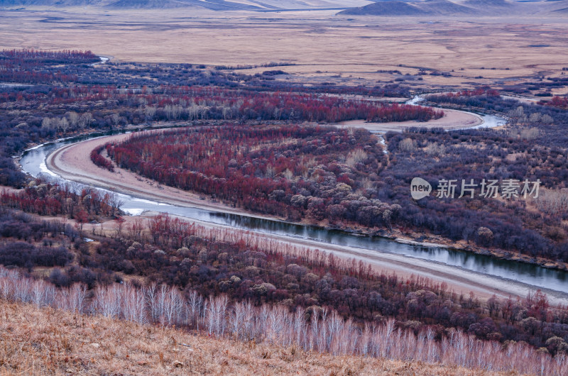 内蒙古呼伦贝尔额尔古纳湿地公园河湾秋景