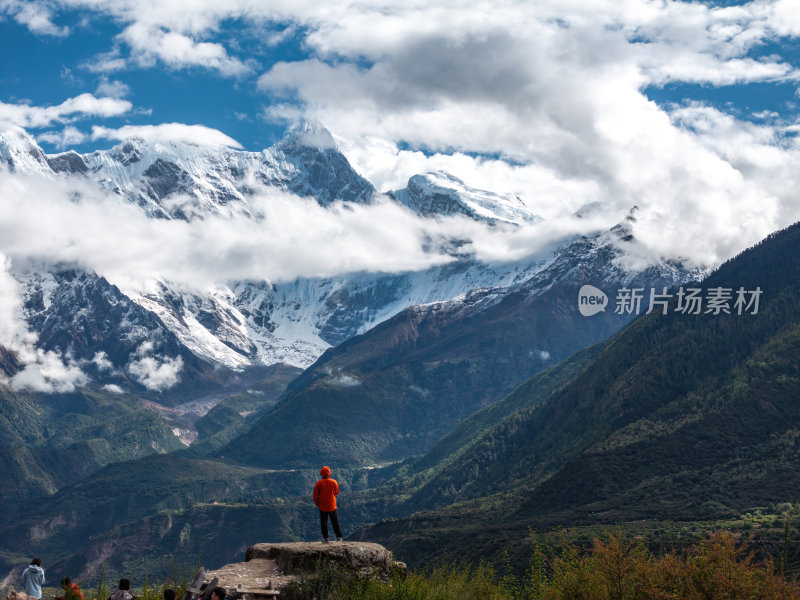 西藏林芝索松村南迦巴瓦峰雪山航拍