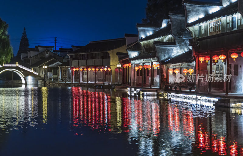 浙江湖州南浔古镇水乡百间楼夜景