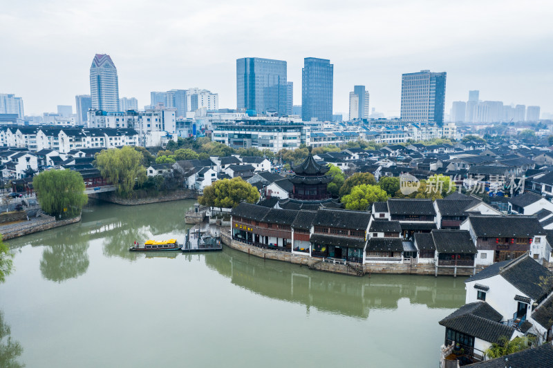 江苏苏州山塘街外城河