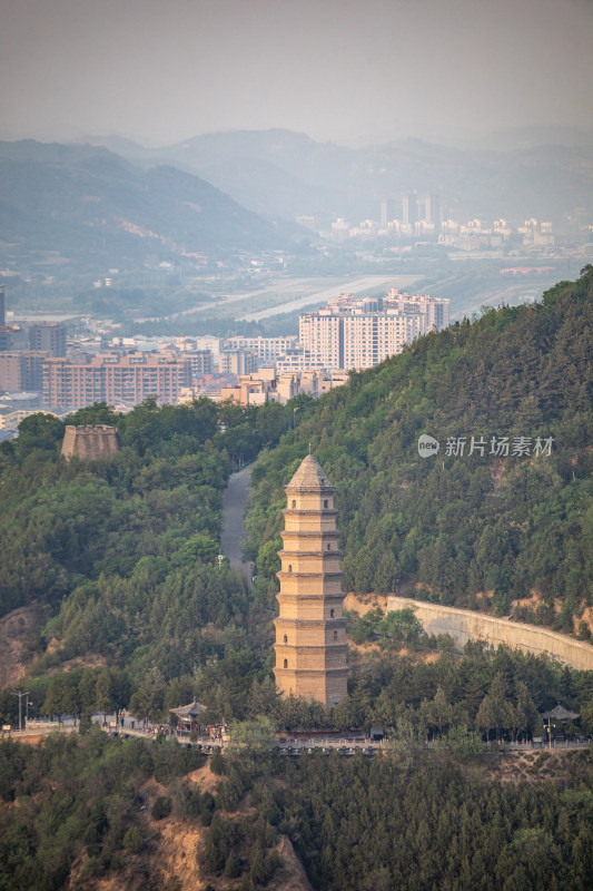 陕西延安宝塔山宝塔岭山寺塔摘星楼