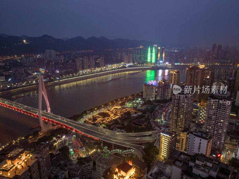 重庆朝天门来福士办公楼商场日落夜景航拍