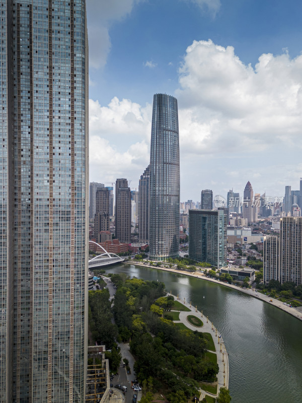 天津市区海河风景天际线航拍