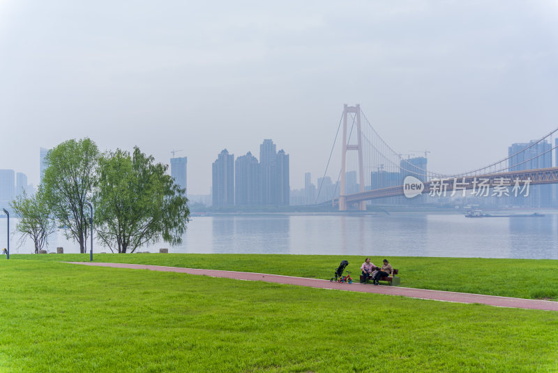 武汉洪山江滩公园风景