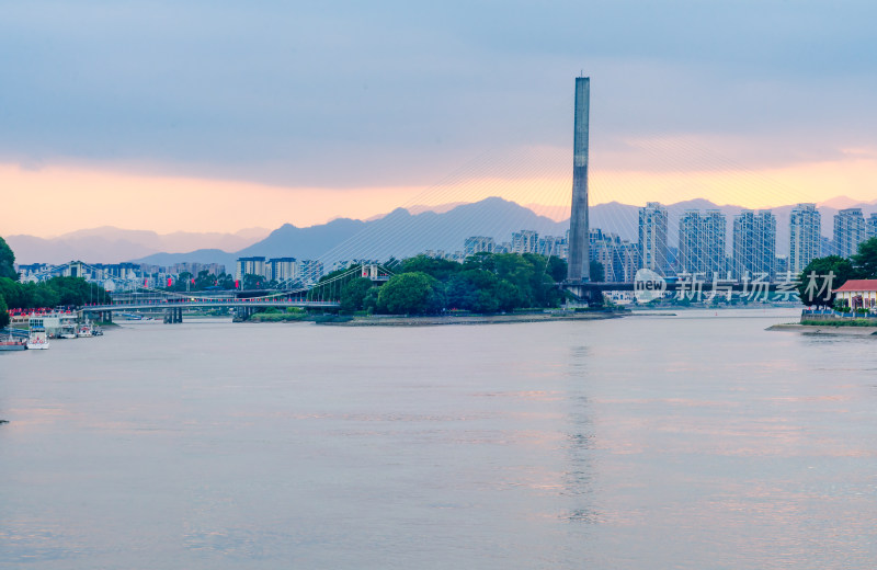 福建福州闽江沿岸城市夕阳风光