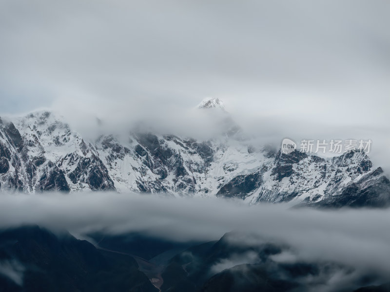 西藏林芝索松村南迦巴瓦峰雪山航拍