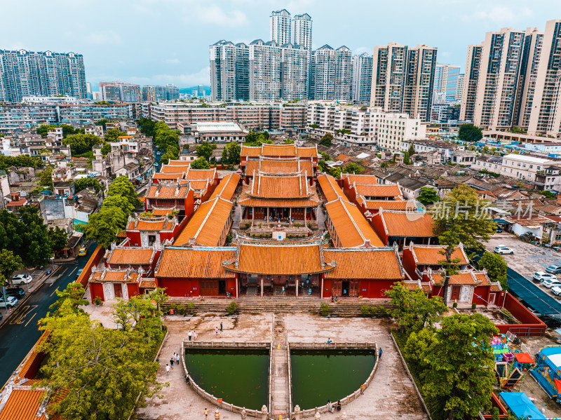 航拍夏季白天广东揭阳市揭阳儒学宫建筑风光