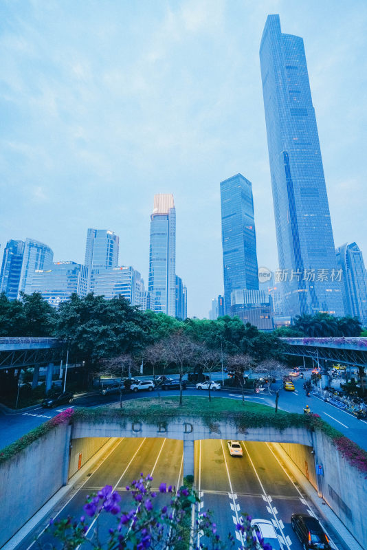 广州城市高楼大厦景观
