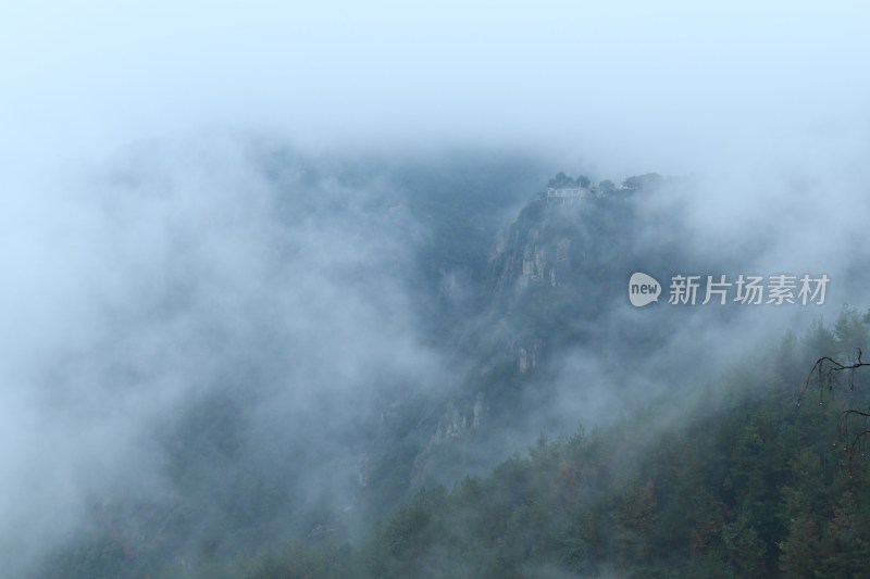 浙江天台山雾景