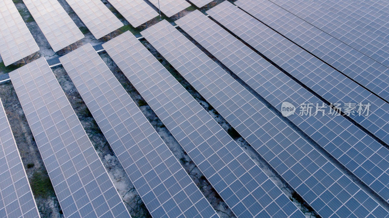 光伏发电大片的光伏板新能源太阳能产业