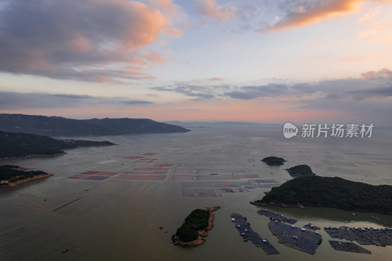 海岛滩涂海上日出自然风光航拍