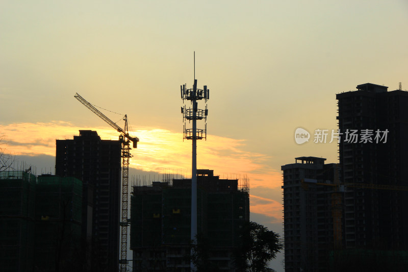 建筑工地 塔吊 高空作业 起重机