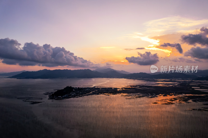 海上日落晚霞的福建霞浦沿海滩涂自然风光