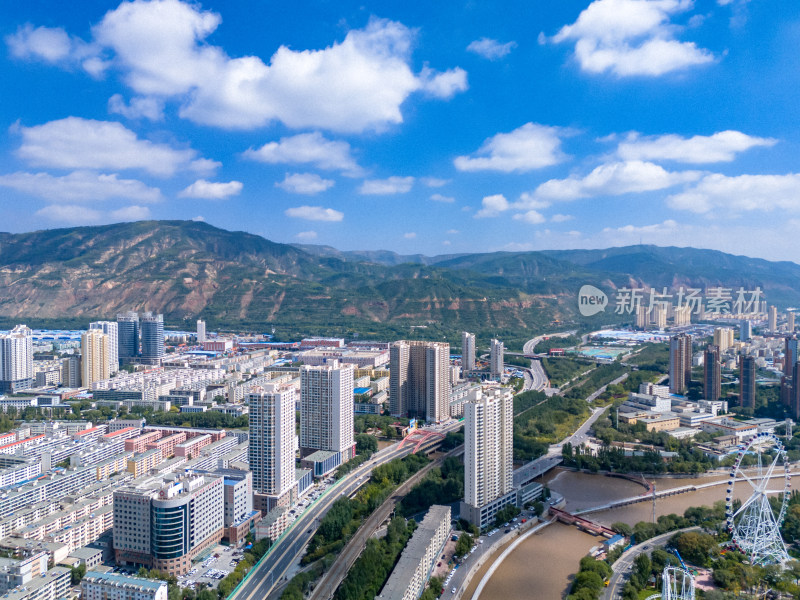 青海西宁城市建设航拍图