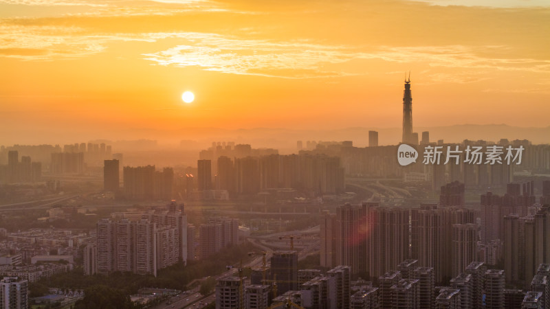 成都最高楼与城市日出朝霞