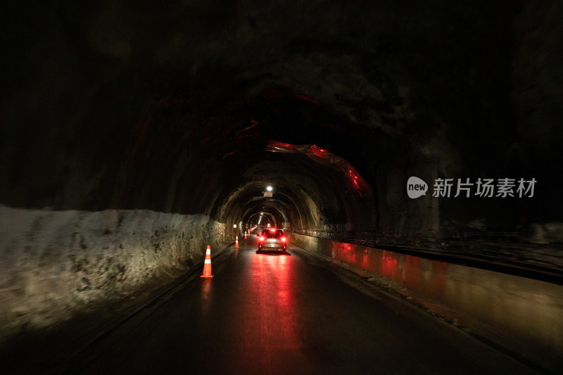 新西兰南岛跨山隧道