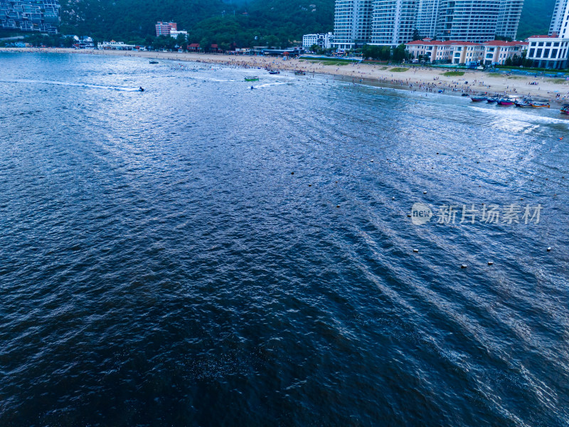 大海海洋沙滩青澳湾海岛航拍图