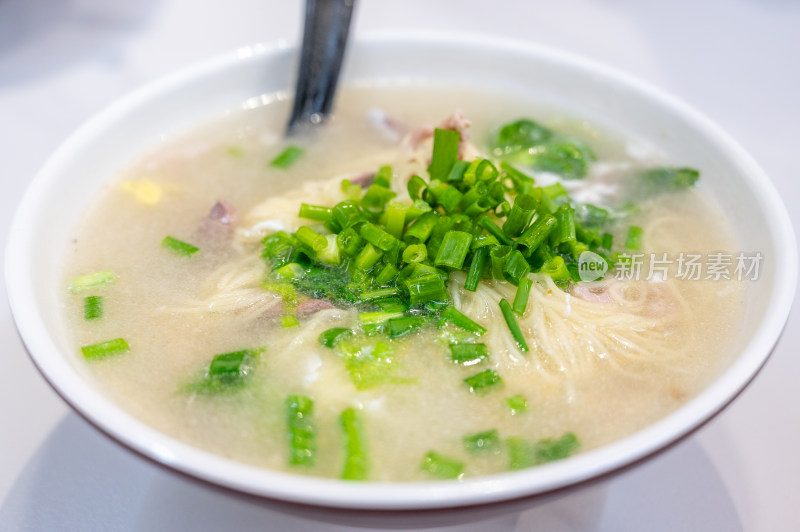 海南特色传统美食抱罗粉伊面汤虾饼疍家烧烤