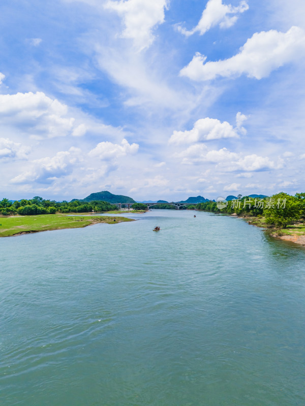 桂林夏季漓江风景区