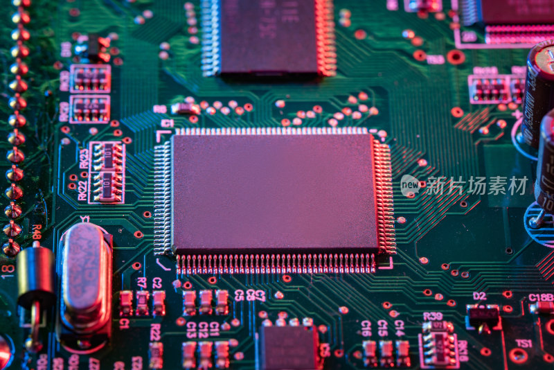 电脑主板芯片集成电路中的CPU，GPU