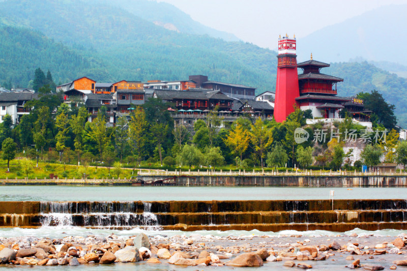 河流建筑山峰