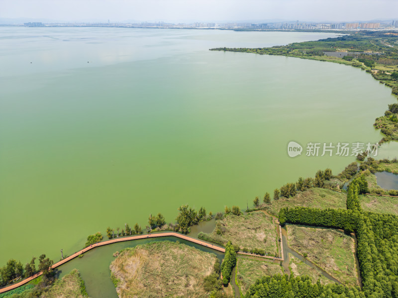 航拍昆明滇池捞鱼河湿地公园景观