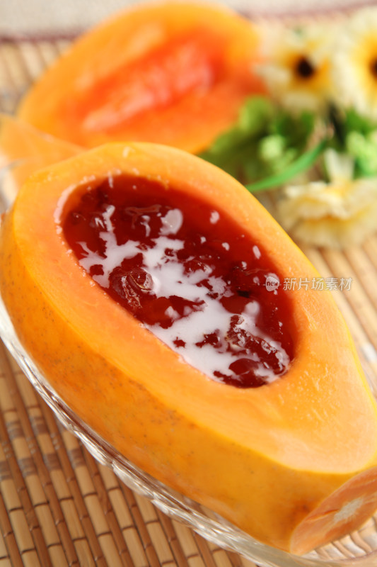 椰奶木瓜炖桃油