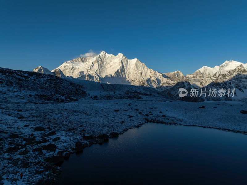 西藏日喀则珠峰东坡嘎玛沟喜马拉雅山脉航拍