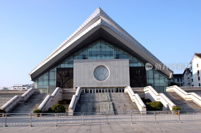 现代风格建筑外观全景