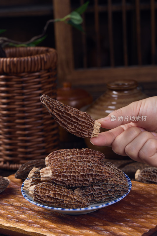 羊肚菌干 野生菌 干羊肚菌 干货 松茸菌