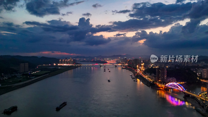 梧州西江晚霞夜景航拍图