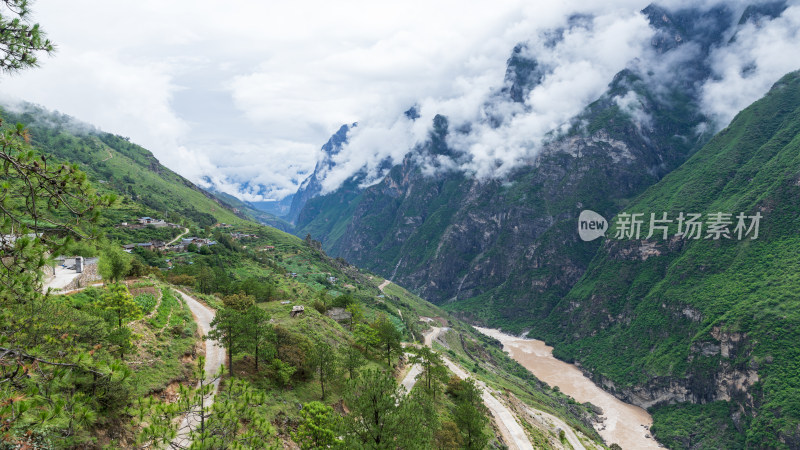 丽江虎跳峡高路徒步线