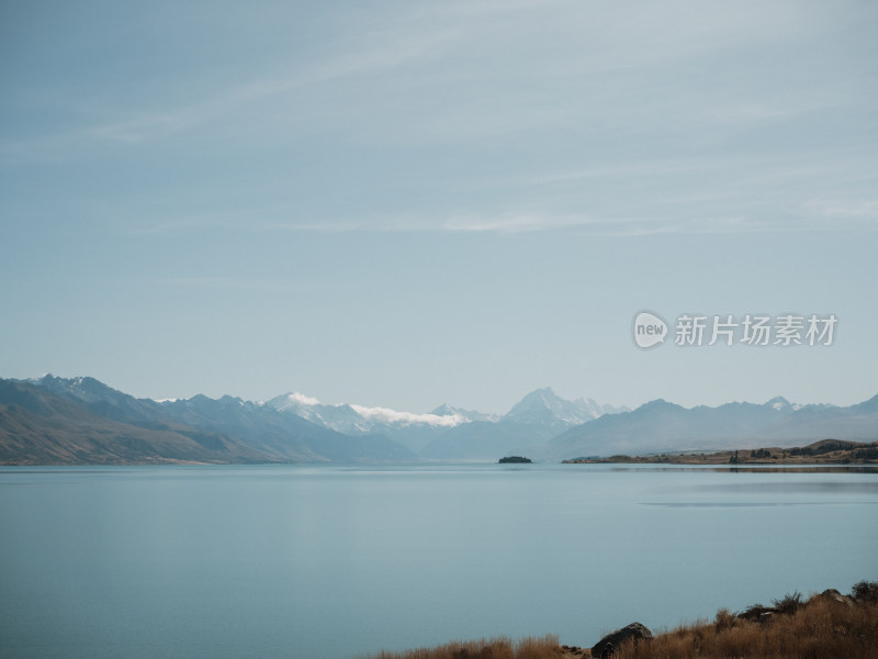 新西兰Lake Tekapo蒂卡波湖 纯蓝湖泊