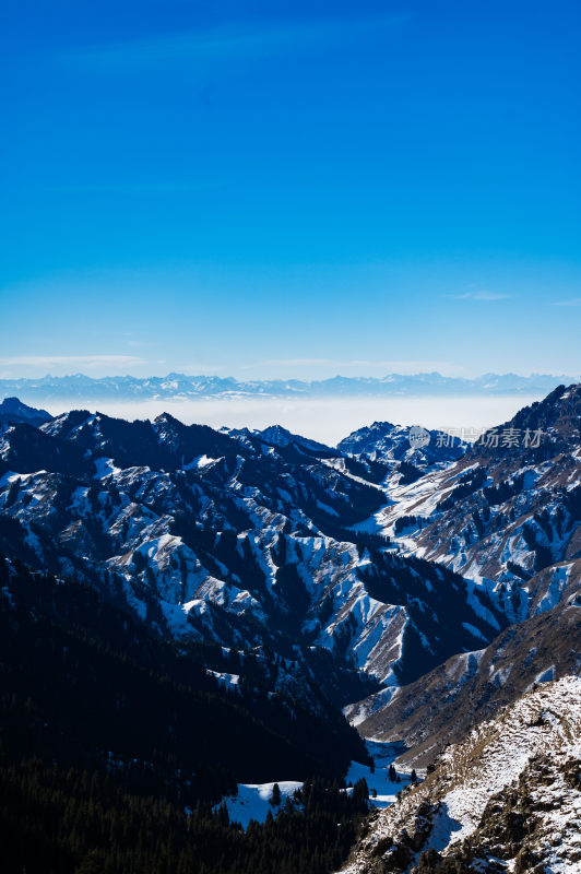 冬季的天山天池