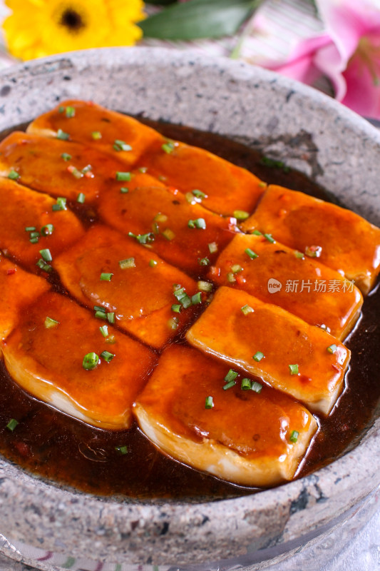 石锅酿豆腐