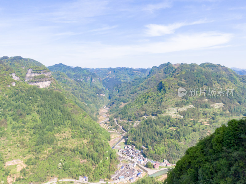 大自然崇山峻岭风景航拍图