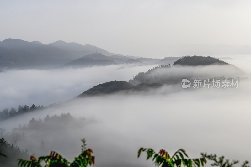 重庆酉阳：“睡佛”下的风景