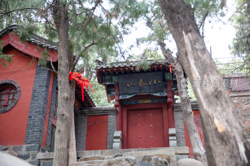 泰山景点小泰山