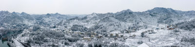 贵州黔东南大峡谷大雪冬季雪景风光银装素裹