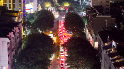 桂林城市夜景拥堵交通航拍图