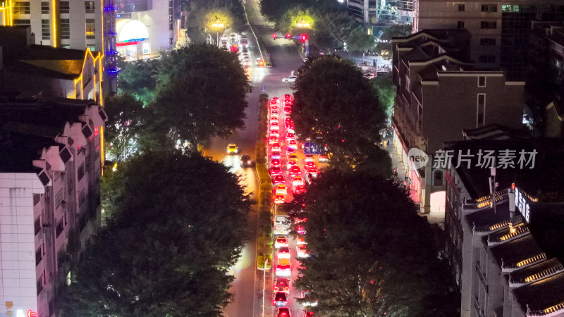 桂林城市夜景拥堵交通航拍图