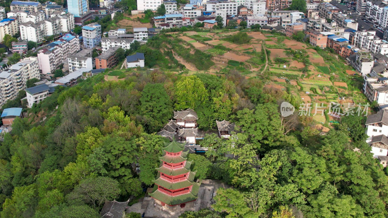 贵州黔东南凯里城市风光航拍图