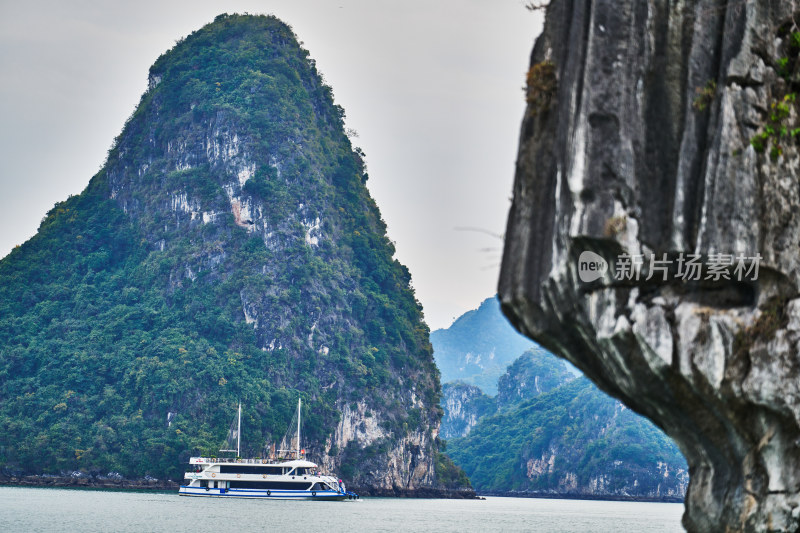 越南下龙湾自然美景