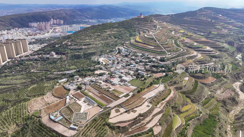 甘肃定西山川地地貌黄土高原航拍图