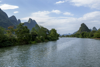 阳朔遇龙河风光